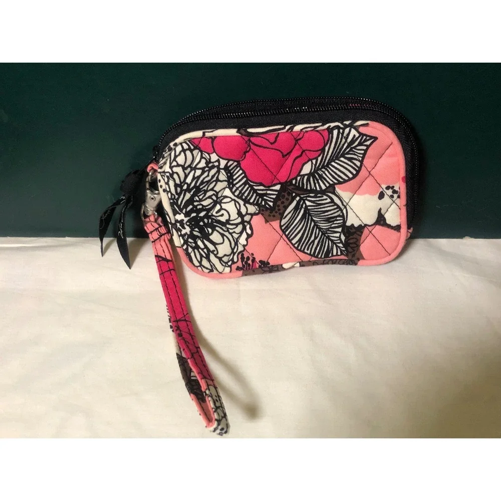 Vera Bradley Mocha Rogue Pattern Wristlet Wallet